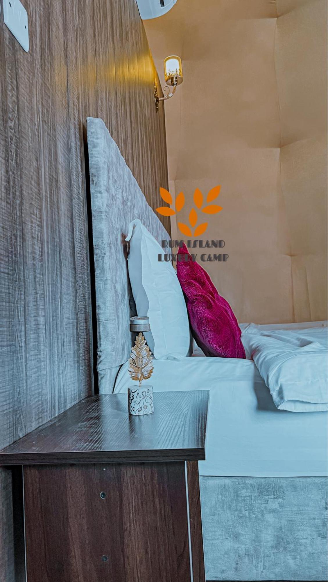 Rum Island Luxury Camp & Bubbles Hotel Wadi Rum Exterior foto